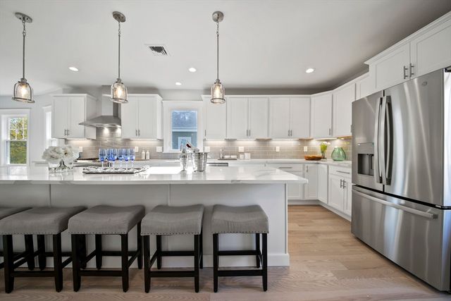 80 Massachusetts Ave 80, Arlington, MA 02474