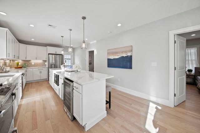 80 Massachusetts Ave 80, Arlington, MA 02474