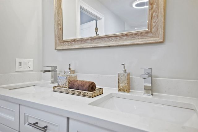 80 Massachusetts Ave 80, Arlington, MA 02474