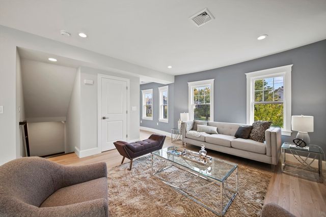 80 Massachusetts Ave 80, Arlington, MA 02474