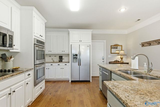 2619 Elderdale Drive SE, Owens Cross Roads, AL 35763