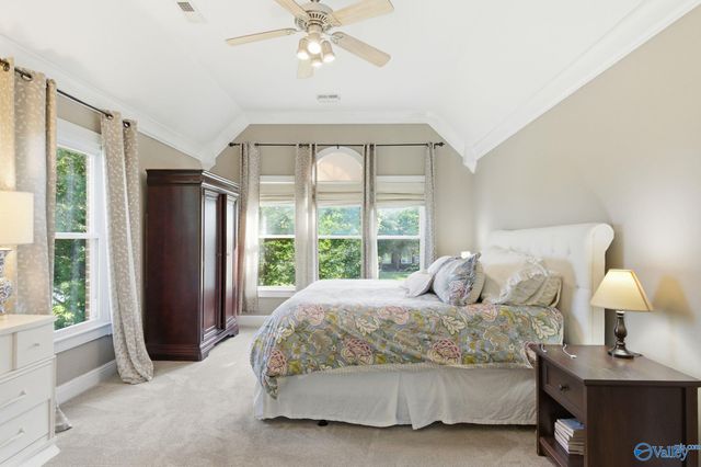 2619 Elderdale Drive SE, Owens Cross Roads, AL 35763