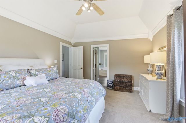 2619 Elderdale Drive SE, Owens Cross Roads, AL 35763