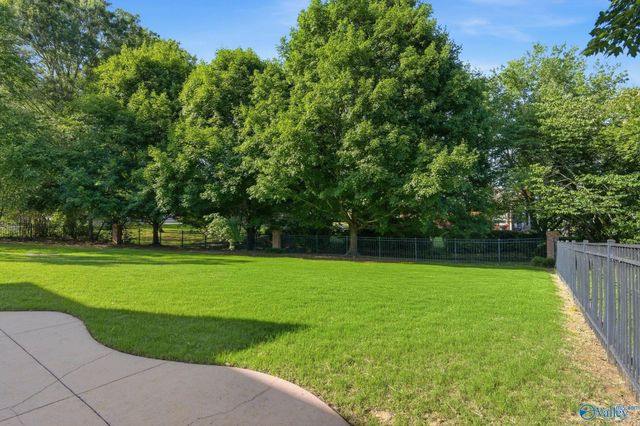 2619 Elderdale Drive SE, Owens Cross Roads, AL 35763