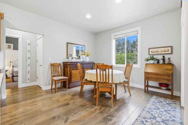 3306 Turquoise Ct, Pasco, WA 99301