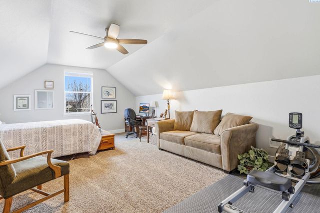 3306 Turquoise Ct, Pasco, WA 99301