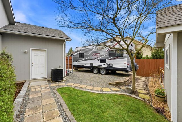 3306 Turquoise Ct, Pasco, WA 99301