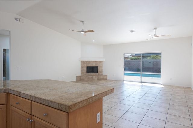 74137 Academy Lane E, Palm Desert, CA 92211