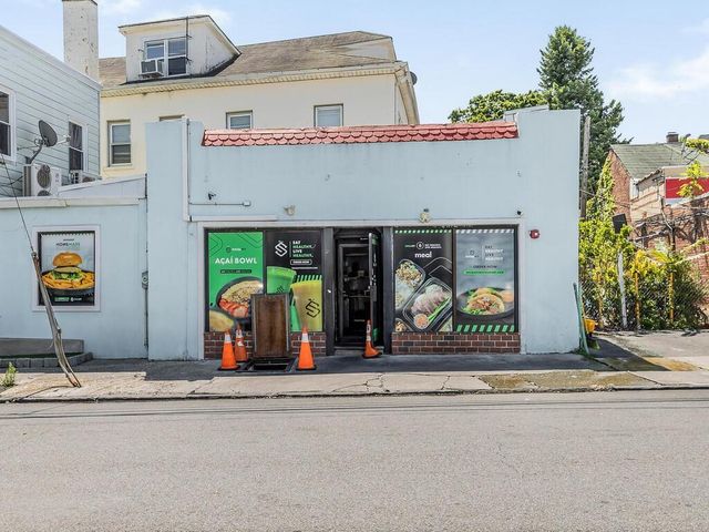 75 W Lincoln Avenue, Mount Vernon, NY 10550