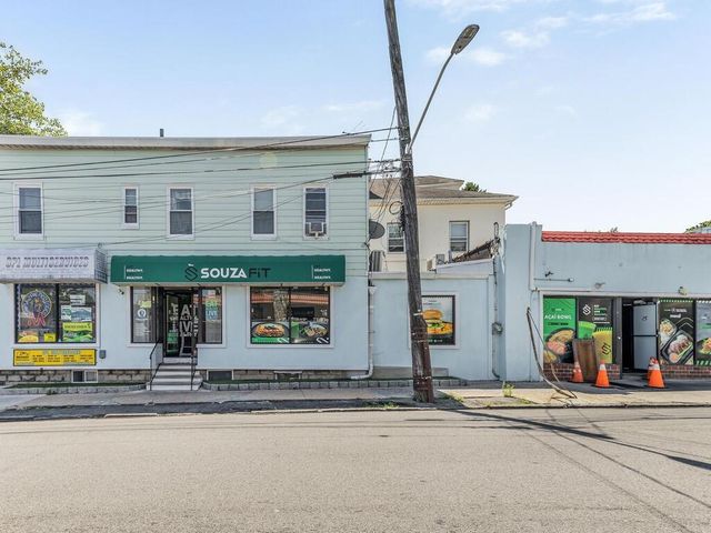 75 W Lincoln Avenue, Mount Vernon, NY 10550