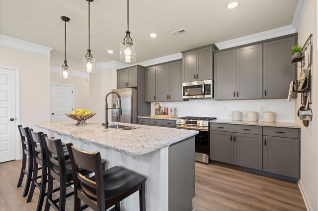 8796 Meadowvale Court, Ooltewah, TN 37363