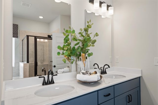 8796 Meadowvale Court, Ooltewah, TN 37363