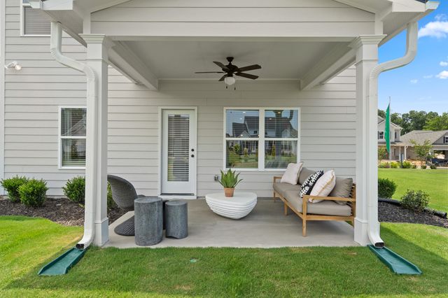 8796 Meadowvale Court, Ooltewah, TN 37363