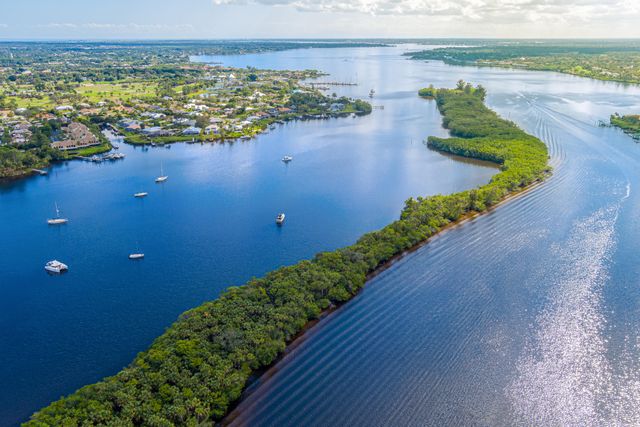 150 SE Fiore Bello, Port St. Lucie, Port St Lucie, FL 34952