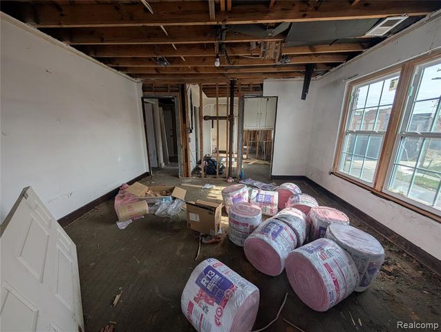 12604 Stoepel Street, Detroit, MI 48238