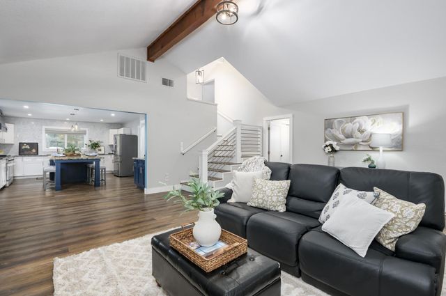 502 W Keystone Ave, Woodland, CA 95695