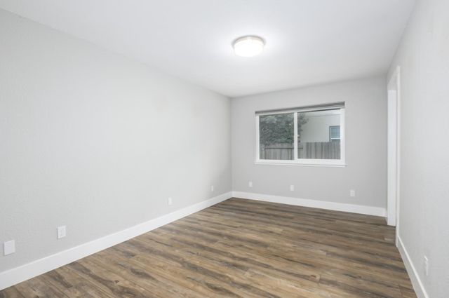 502 W Keystone Ave, Woodland, CA 95695