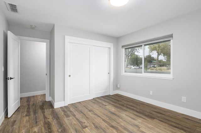 502 W Keystone Ave, Woodland, CA 95695