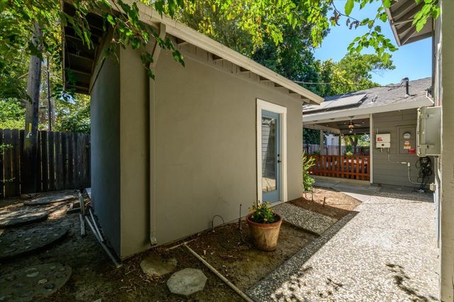 502 W Keystone Ave, Woodland, CA 95695