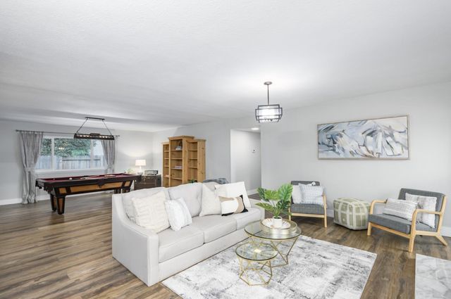 502 W Keystone Ave, Woodland, CA 95695