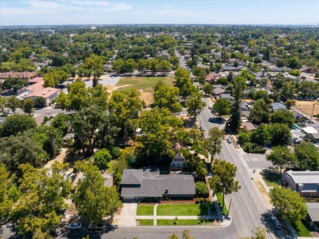 502 W Keystone Ave, Woodland, CA 95695