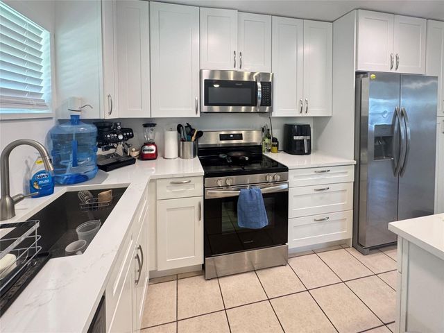 151 SW 15th Street, Pompano Beach, FL 33060