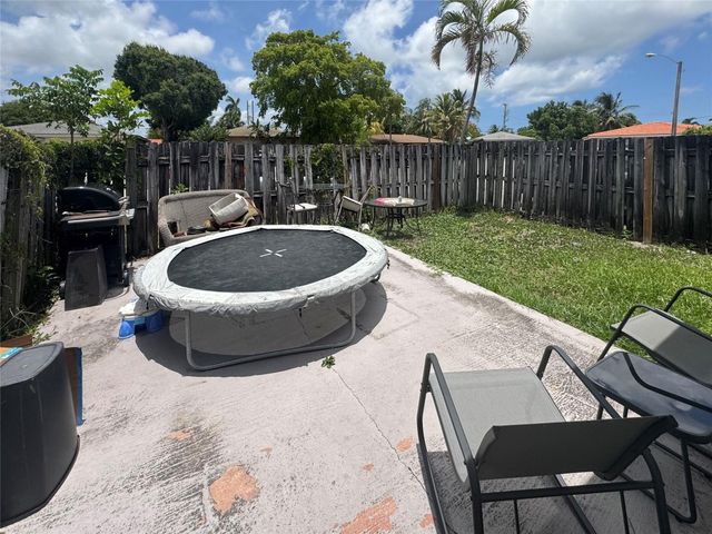 151 SW 15th Street, Pompano Beach, FL 33060