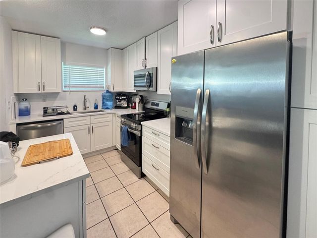 151 SW 15th Street, Pompano Beach, FL 33060