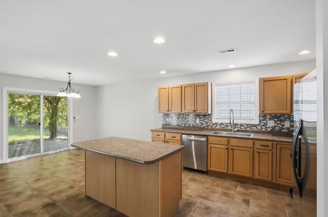 3108 RED BAY CREEK RD, Columbia, MO 65203
