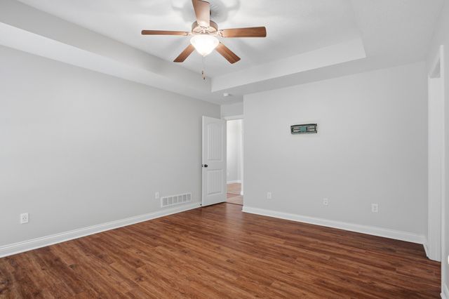 3108 RED BAY CREEK RD, Columbia, MO 65203
