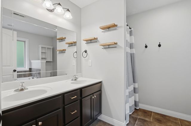 3108 RED BAY CREEK RD, Columbia, MO 65203