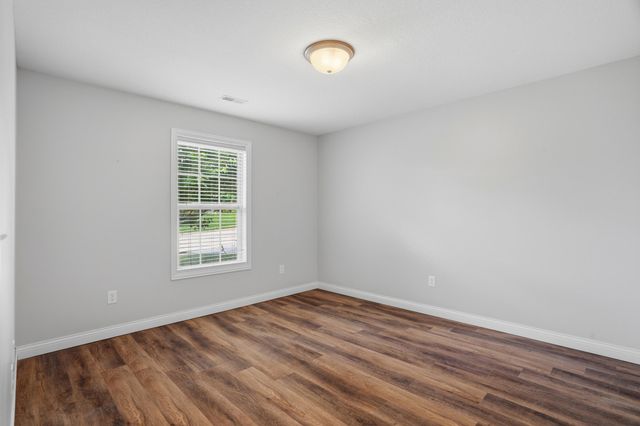 3108 RED BAY CREEK RD, Columbia, MO 65203