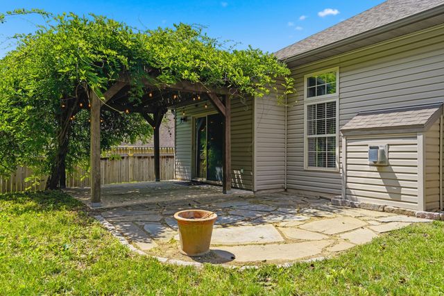 3108 RED BAY CREEK RD, Columbia, MO 65203