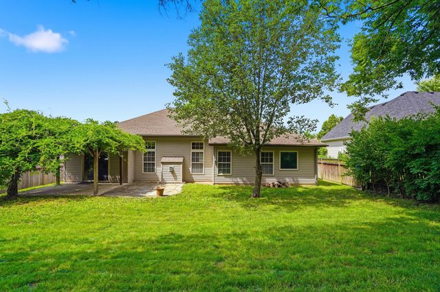 3108 RED BAY CREEK RD, Columbia, MO 65203