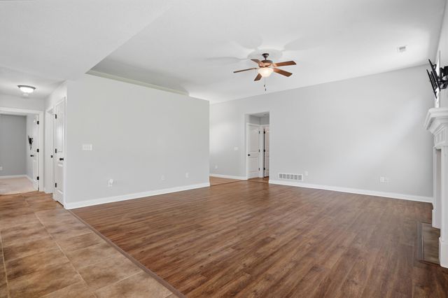3108 RED BAY CREEK RD, Columbia, MO 65203