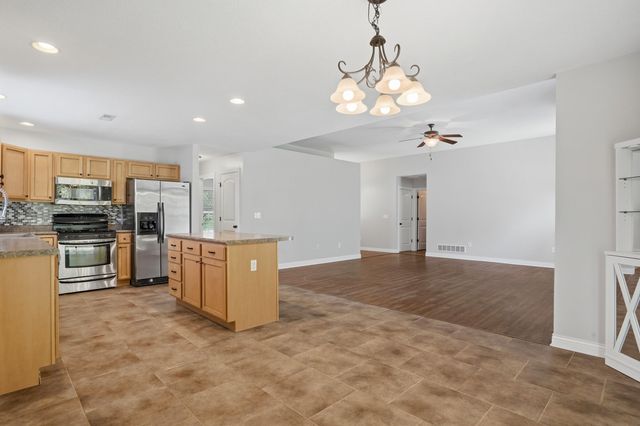 3108 RED BAY CREEK RD, Columbia, MO 65203