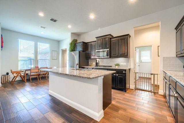 144 Wenham Way, Forney, TX 75126