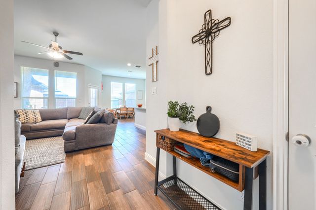 144 Wenham Way, Forney, TX 75126