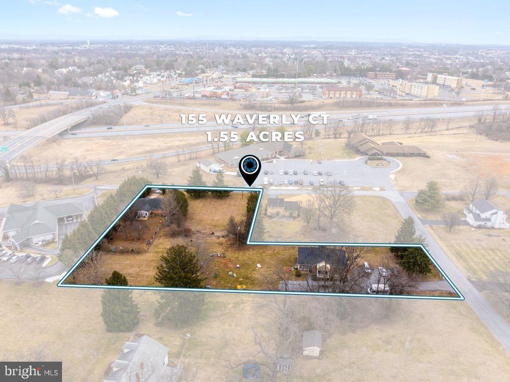 Image 1 of property listing at 35/155 WAVERLY CT, Martinsburg, WV 25403