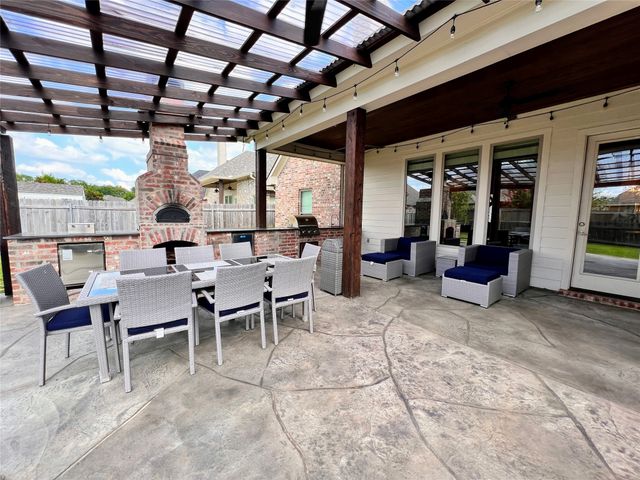 725 Dumaine Drive, Bossier City, LA 71111