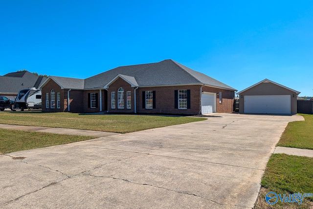 134 Fox Run Drive, Meridianville, AL 35759