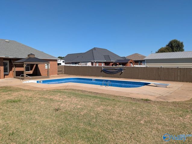 134 Fox Run Drive, Meridianville, AL 35759