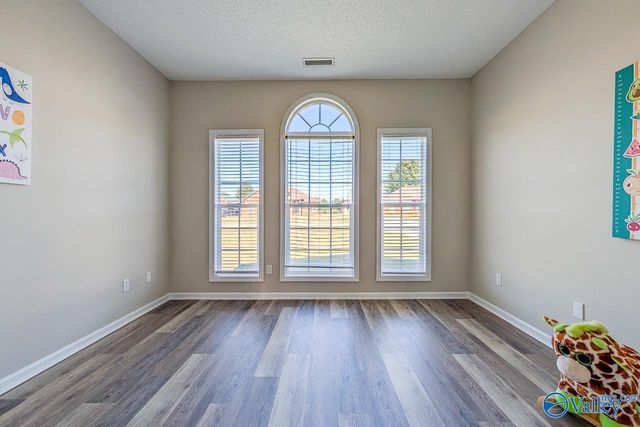 134 Fox Run Drive, Meridianville, AL 35759