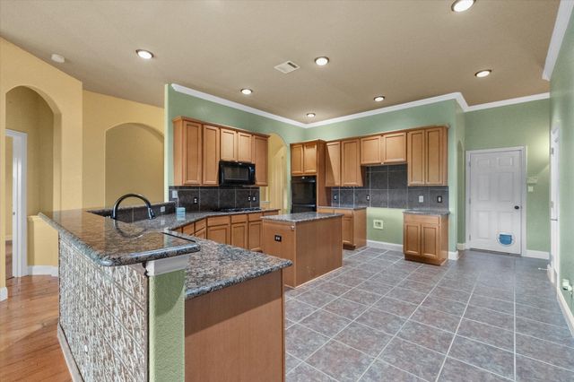 4407 Don Drive, Mansfield, TX 76063