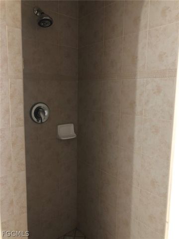 1004 NW 7th AVE, Cape Coral, FL 33993