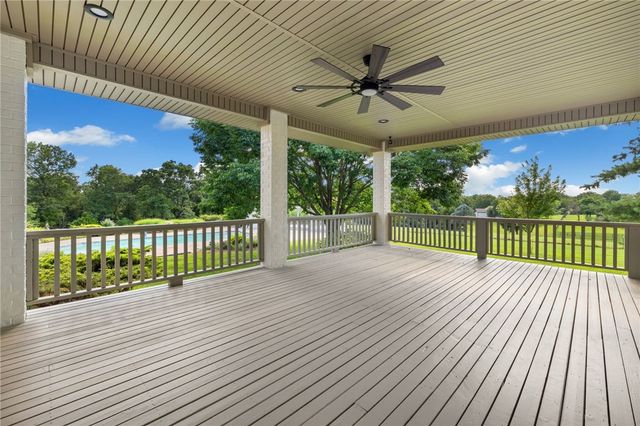 15901 Mt Olive Road, Gravette, AR 72736