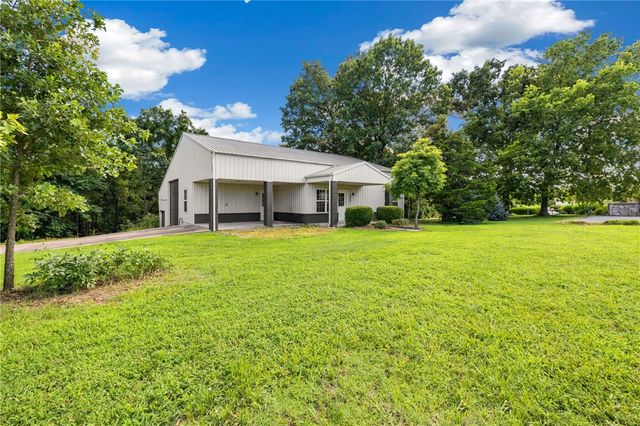 15901 Mt Olive Road, Gravette, AR 72736
