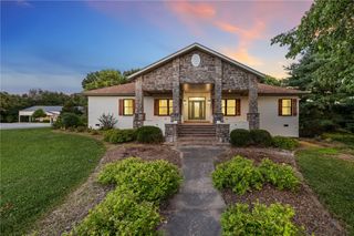 15901 Mt Olive Road, Gravette, AR 72736