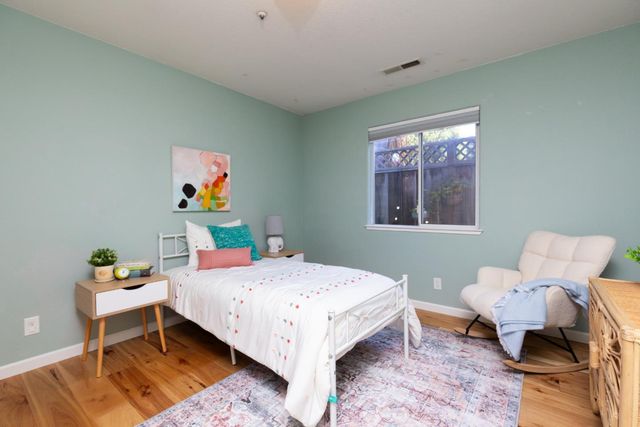 1739 Katrina Court, Santa Cruz, CA 95062