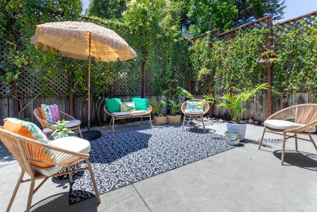 1739 Katrina Court, Santa Cruz, CA 95062